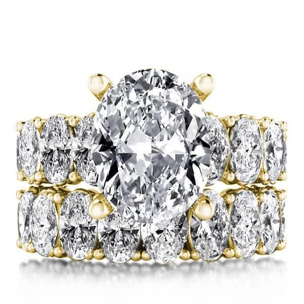 Golden Oval Cut Engagement Rings Sets